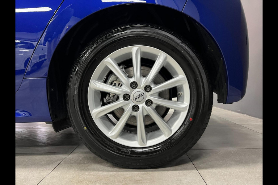 Toyota Yaris 1.5 Hybrid Executive | Camera | Lane | Head-up|