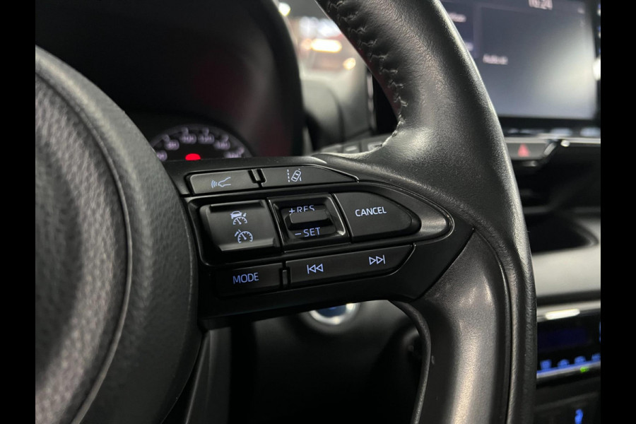 Toyota Yaris 1.5 Hybrid Executive | Camera | Lane | Head-up|