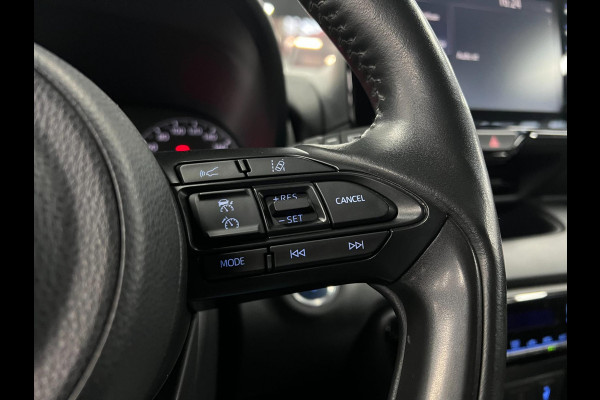 Toyota Yaris 1.5 Hybrid Executive | Camera | Lane | Head-up|