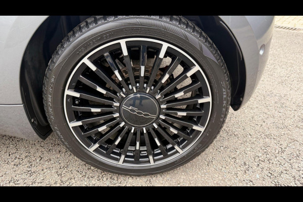 Fiat 500C La Prima 42 kW CABRIO CAMERA CARPLAY LEER NAVI LED-XENON