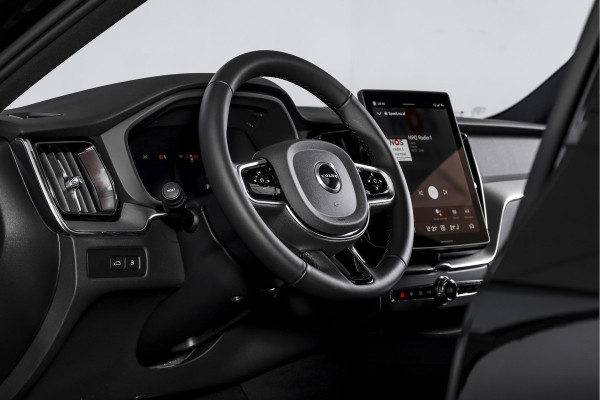 Volvo XC60 2.0 T8 Plug-in hybrid AWD Plus Black Edition - Facelift MY26 | S/K Panodak | Dig.Cockpit | Adapt.Cruise | Stoel-+Stuurverw. | NAV+App.Connect | Auto.Airco | Harmon Kardon | LM 21" | 3567