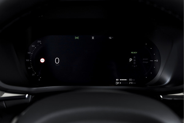 Volvo XC60 2.0 T8 Plug-in hybrid AWD Plus Black Edition - Facelift MY26 | S/K Panodak | Dig.Cockpit | Adapt.Cruise | Stoel-+Stuurverw. | NAV+App.Connect | Auto.Airco | Harmon Kardon | LM 21" | 3567