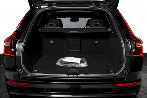 Volvo XC60 2.0 T8 Plug-in hybrid AWD Plus Black Edition - Facelift MY26 | S/K Panodak | Dig.Cockpit | Adapt.Cruise | Stoel-+Stuurverw. | NAV+App.Connect | Auto.Airco | Harmon Kardon | LM 21" | 3567