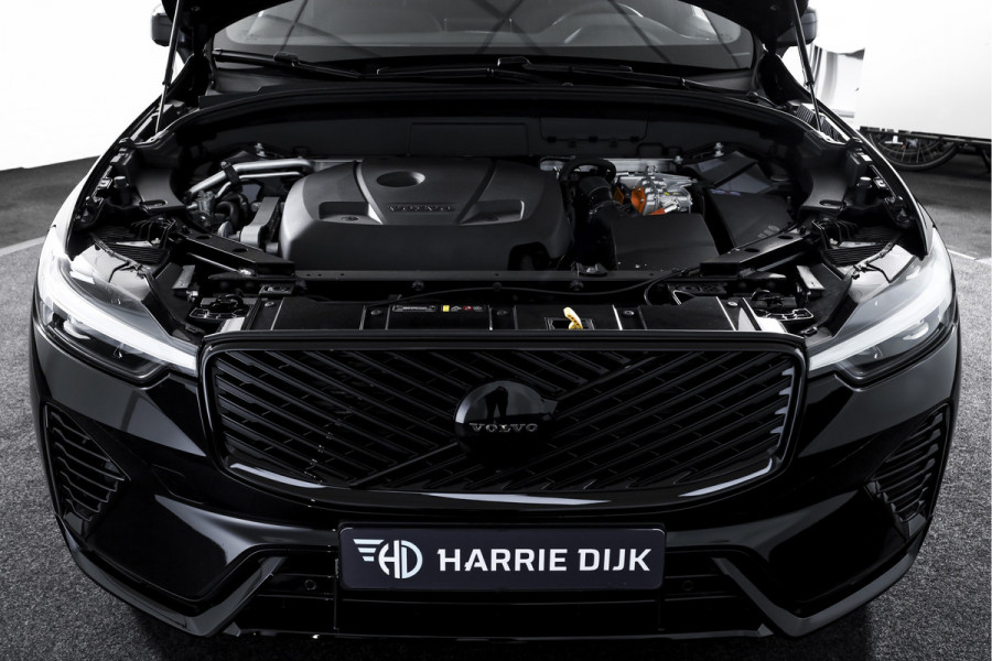 Volvo XC60 2.0 T8 Plug-in hybrid AWD Plus Black Edition - Facelift MY26 | S/K Panodak | Dig.Cockpit | Adapt.Cruise | Stoel-+Stuurverw. | NAV+App.Connect | Auto.Airco | Harmon Kardon | LM 21" | 3567