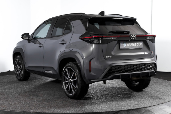 Toyota Yaris Cross 1.5 Hybrid 130 GR Sport | Adapt.Cruise | Head-up | 360 Camera | Stoel+Stuurverw. | Dig.Cockpit | NAV + App. Connect (Draadloos) | ECC | LM 18" | 9816