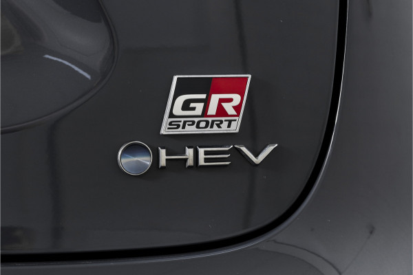 Toyota Yaris Cross 1.5 Hybrid 130 GR Sport | Adapt.Cruise | Head-up | 360 Camera | Stoel+Stuurverw. | Dig.Cockpit | NAV + App. Connect (Draadloos) | ECC | LM 18" | 9816