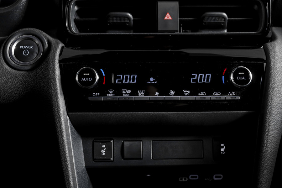 Toyota Yaris Cross 1.5 Hybrid 130 GR Sport | Adapt.Cruise | Head-up | 360 Camera | Stoel+Stuurverw. | Dig.Cockpit | NAV + App. Connect (Draadloos) | ECC | LM 18" | 9816