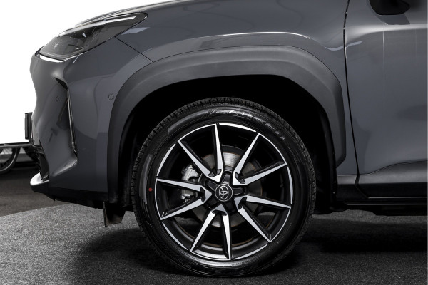 Toyota Yaris Cross 1.5 Hybrid 130 GR Sport | Adapt.Cruise | Head-up | 360 Camera | Stoel+Stuurverw. | Dig.Cockpit | NAV + App. Connect (Draadloos) | ECC | LM 18" | 9816