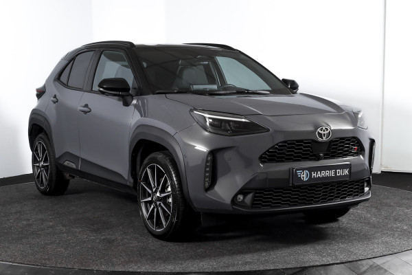 Toyota Yaris Cross 1.5 Hybrid 130 GR Sport | Adapt.Cruise | Head-up | 360 Camera | Stoel+Stuurverw. | Dig.Cockpit | NAV + App. Connect (Draadloos) | ECC | LM 18" | 9816