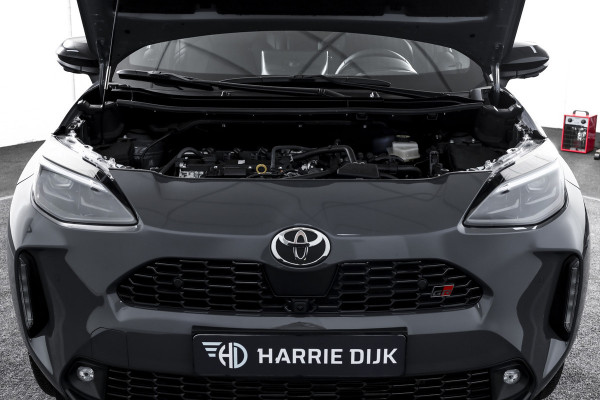 Toyota Yaris Cross 1.5 Hybrid 130 GR Sport | Adapt.Cruise | Head-up | 360 Camera | Stoel+Stuurverw. | Dig.Cockpit | NAV + App. Connect (Draadloos) | ECC | LM 18" | 9816