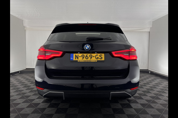 BMW iX3 High Executive 80 kWh [ 3-Fase ] {SOH-96%} (INCL-BTW) Aut. *PANO | HEAD-UP | LEATHER | HARMAN/KARDON | FULL-LED | BLINDSPOT | MEMORY-PACK | DIGI-COCKPIT | HEATED-SPORTSEATS | KEYLESS | TOPVIEW | DAB+ | NAVI-FULLMAP | 19''ALU*