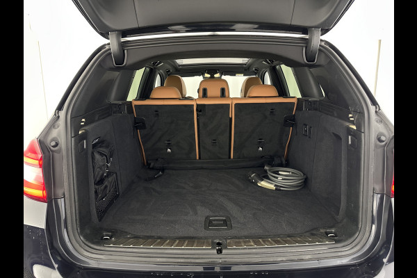 BMW iX3 High Executive 80 kWh [ 3-Fase ] {SOH-96%} (INCL-BTW) Aut. *PANO | HEAD-UP | LEATHER | HARMAN/KARDON | FULL-LED | BLINDSPOT | MEMORY-PACK | DIGI-COCKPIT | HEATED-SPORTSEATS | KEYLESS | TOPVIEW | DAB+ | NAVI-FULLMAP | 19''ALU*