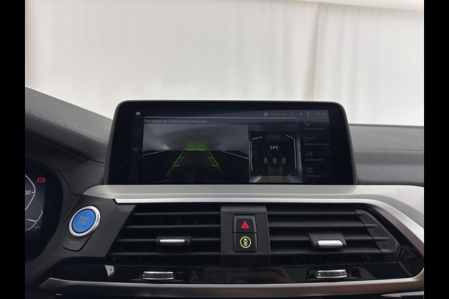 BMW iX3 High Executive 80 kWh [ 3-Fase ] {SOH-96%} (INCL-BTW) Aut. *PANO | HEAD-UP | LEATHER | HARMAN/KARDON | FULL-LED | BLINDSPOT | MEMORY-PACK | DIGI-COCKPIT | HEATED-SPORTSEATS | KEYLESS | TOPVIEW | DAB+ | NAVI-FULLMAP | 19''ALU*