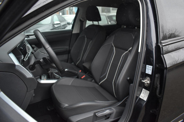 Volkswagen Taigo 1.5 TSI Business Virtual Keyless Camera