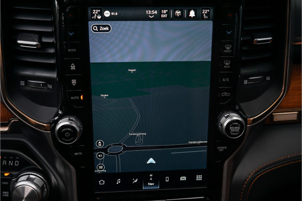 Dodge DODGE RAM 1500 Limited Longhorn 5.7 V8 LPG Onderbouw Pano Rambox 22"