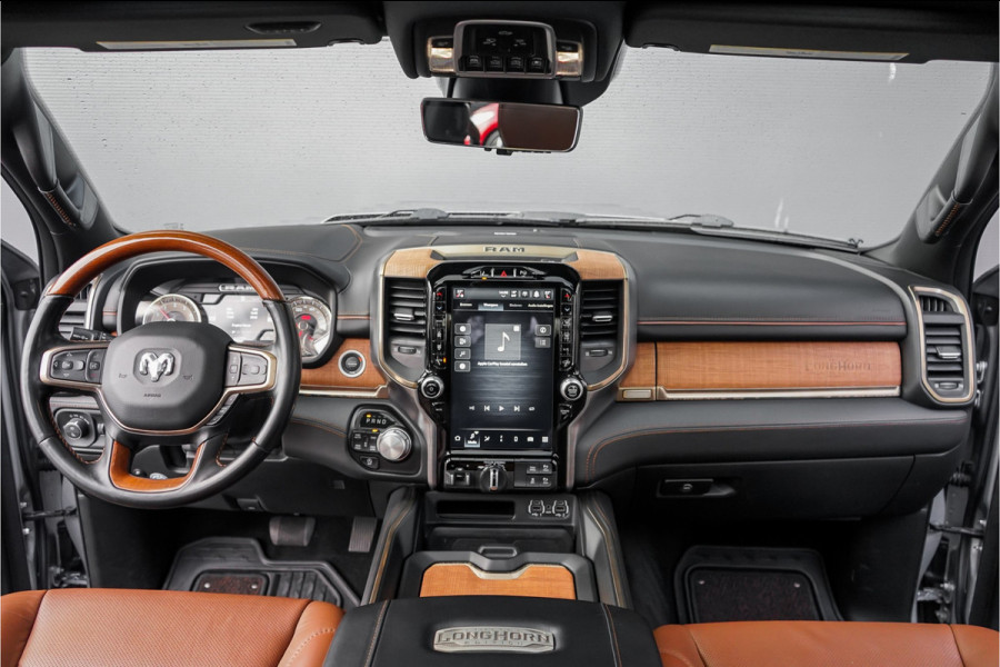 Dodge DODGE RAM 1500 Limited Longhorn 5.7 V8 LPG Onderbouw Pano Rambox 22"