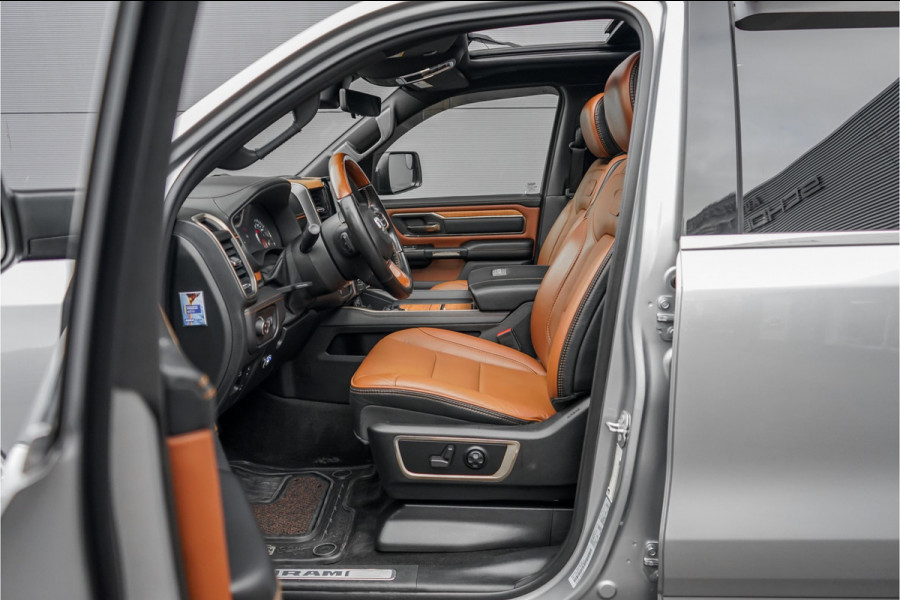 Dodge DODGE RAM 1500 Limited Longhorn 5.7 V8 LPG Onderbouw Pano Rambox 22"