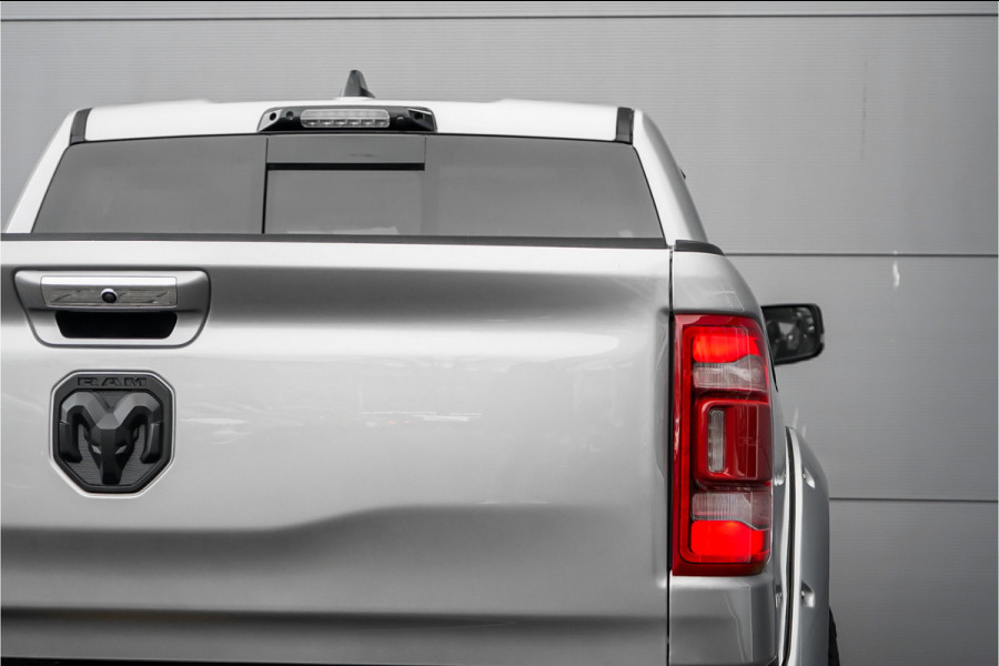 Dodge DODGE RAM 1500 Limited Longhorn 5.7 V8 LPG Onderbouw Pano Rambox 22"