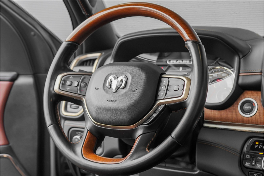 Dodge DODGE RAM 1500 Limited Longhorn 5.7 V8 LPG Onderbouw Pano Rambox 22"