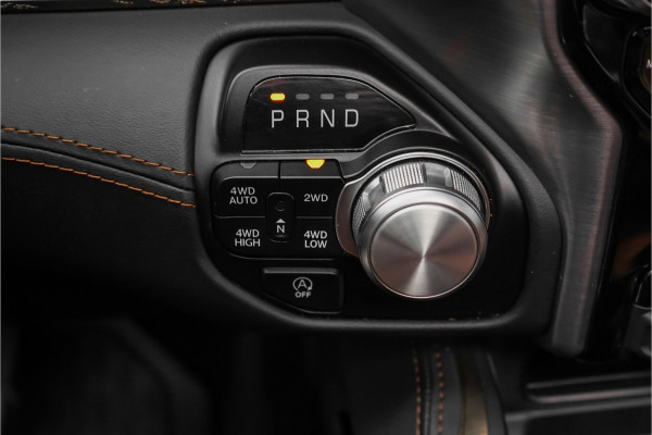 Dodge DODGE RAM 1500 Limited Longhorn 5.7 V8 LPG Onderbouw Pano Rambox 22"