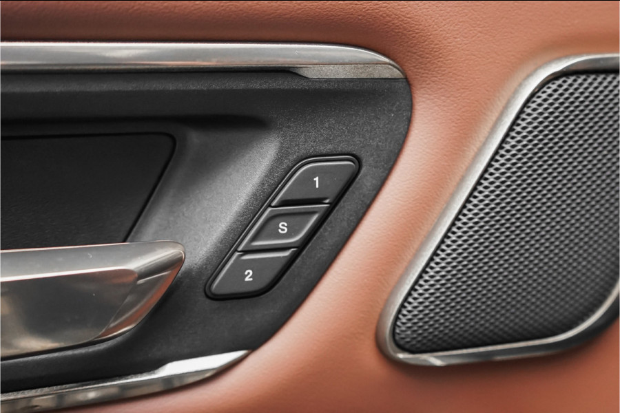 Dodge DODGE RAM 1500 Limited Longhorn 5.7 V8 LPG Onderbouw Pano Rambox 22"