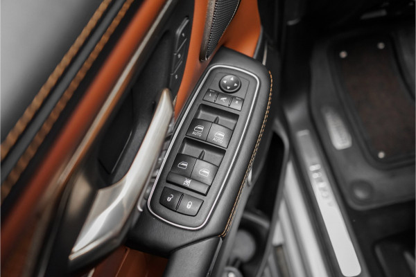 Dodge DODGE RAM 1500 Limited Longhorn 5.7 V8 LPG Onderbouw Pano Rambox 22"