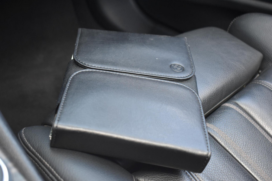 BMW 5 Serie 530e High Executive Pano Leder Sfeer Camera