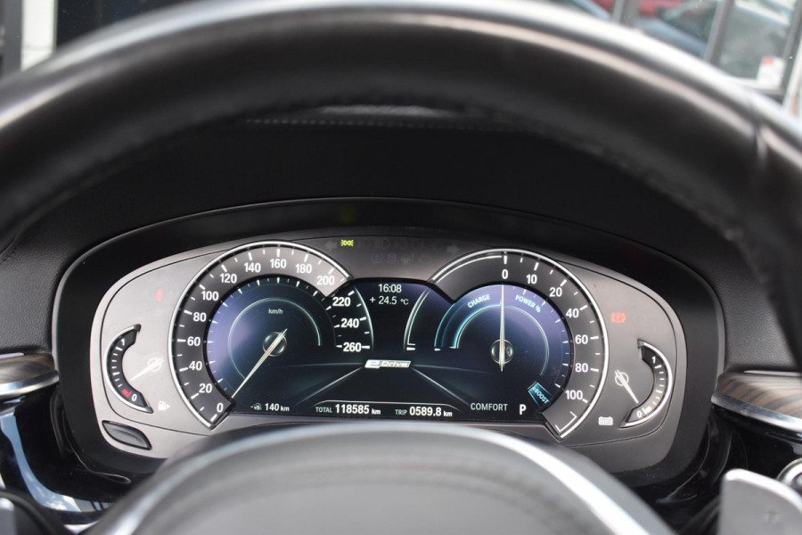 BMW 5 Serie 530e High Executive Pano Leder Sfeer Camera