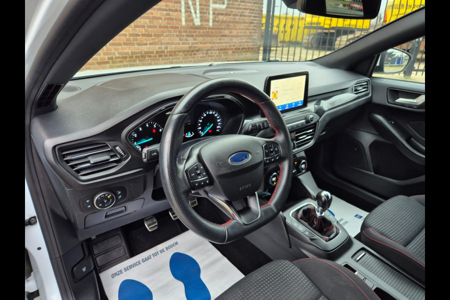 Ford FOCUS Wagon 1.0 EcoBoost ST Line Business LED, Navi