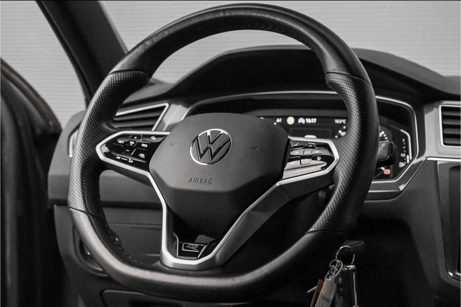 Volkswagen Tiguan 1.4 TSI eHybrid R-Line Business+ ACC Elek Trekhaak Stuur & Stoelverw