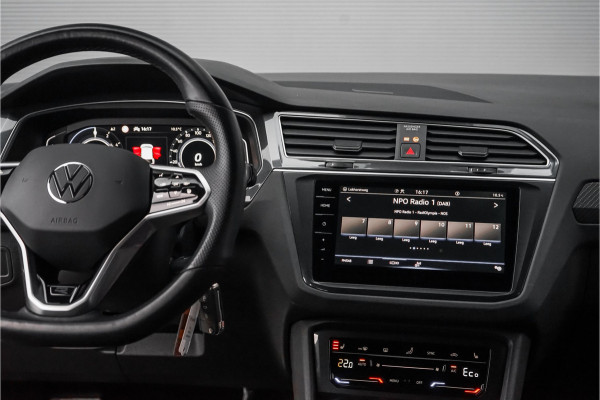 Volkswagen Tiguan 1.4 TSI eHybrid R-Line Business+ ACC Elek Trekhaak Stuur & Stoelverw