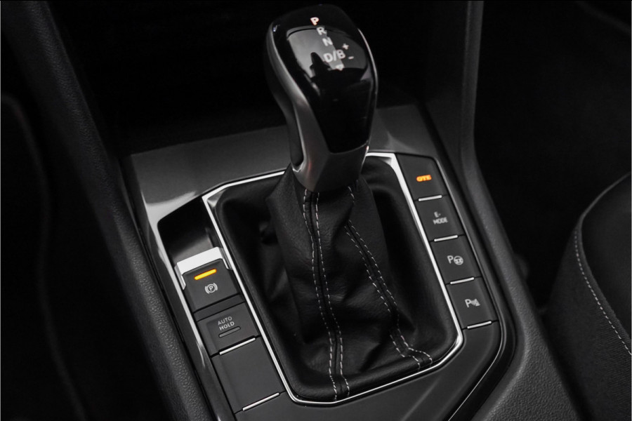 Volkswagen Tiguan 1.4 TSI eHybrid R-Line Business+ ACC Elek Trekhaak Stuur & Stoelverw