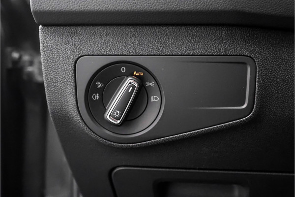 Volkswagen Tiguan 1.4 TSI eHybrid R-Line Business+ ACC Elek Trekhaak Stuur & Stoelverw