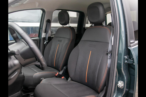 Fiat Panda Hybrid Garmin Cross | Clima | Priv. glass | Dakrails | 5-Persoons | Apple Carplay | Verde Foresta | Pack Garmin