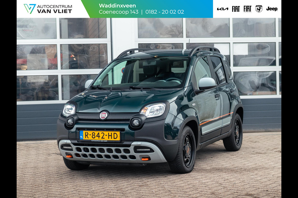 Fiat Panda Hybrid Garmin Cross | Clima | Priv. glass | Dakrails | 5-Persoons | Apple Carplay | Verde Foresta | Pack Garmin