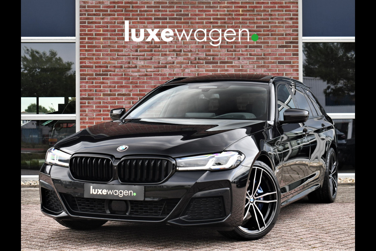 BMW 5 Serie Touring 530e 292pk M-Sport Pano ACC 360 HUD Laser 4wielbest Comf-stoel