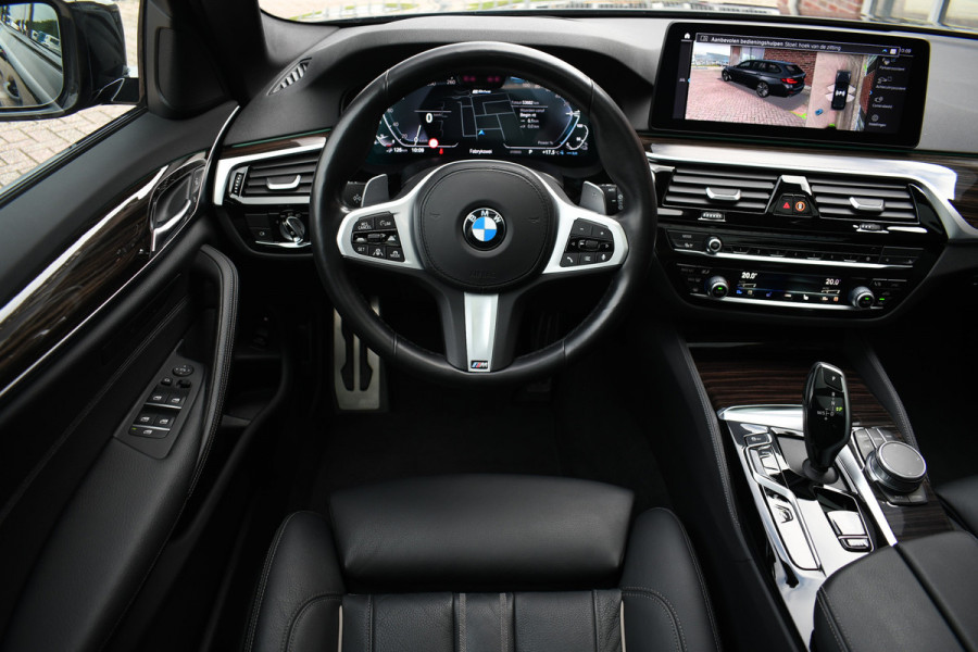 BMW 5 Serie Touring 530e 292pk M-Sport Pano ACC 360 HUD Laser 4wielbest Comf-stoel
