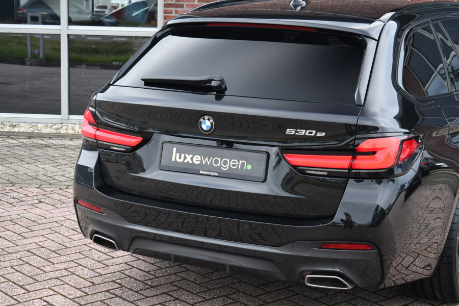 BMW 5 Serie Touring 530e 292pk M-Sport Pano ACC 360 HUD Laser 4wielbest Comf-stoel