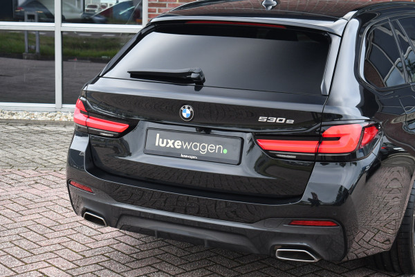 BMW 5 Serie Touring 530e 292pk M-Sport Pano ACC 360 HUD Laser 4wielbest Comf-stoel