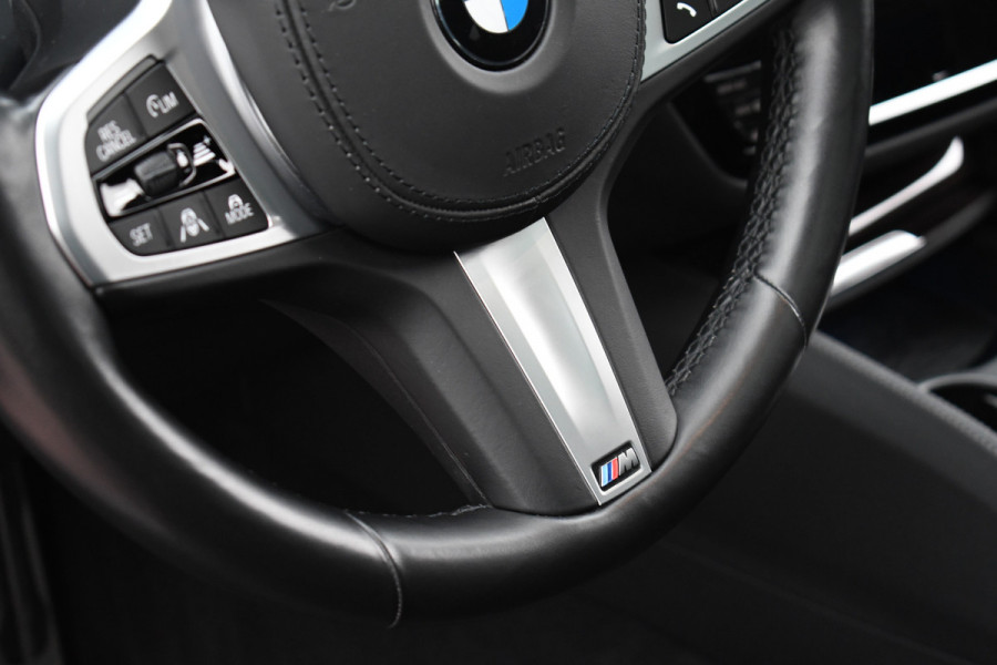 BMW 5 Serie Touring 530e 292pk M-Sport Pano ACC 360 HUD Laser 4wielbest Comf-stoel