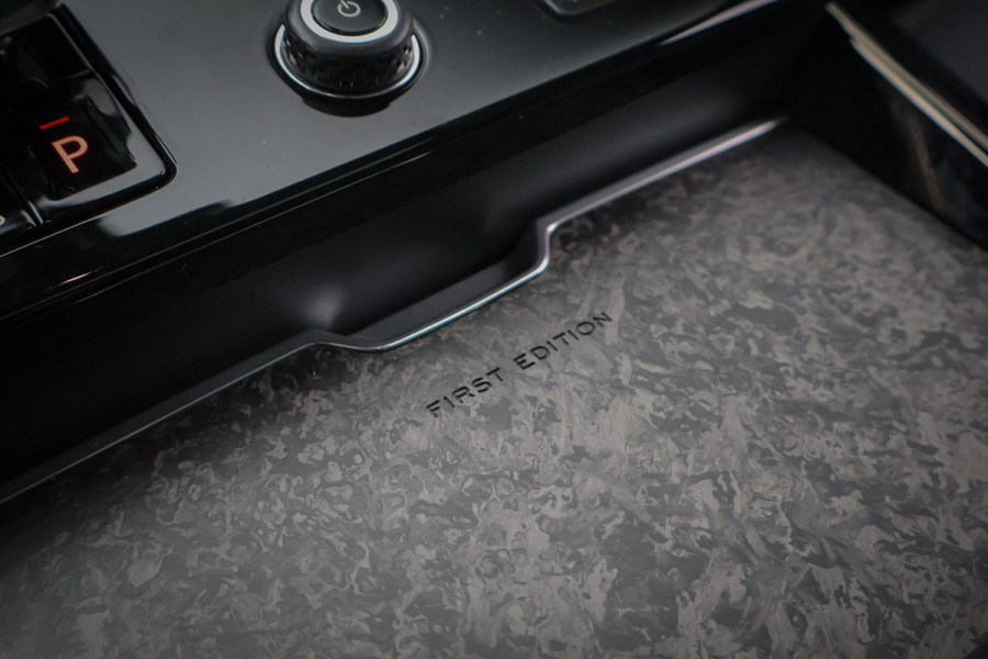 Land Rover Range Rover Sport P510e First Edition | ADAPTIVE CRUISE | STOELVERWARMING & VERKOELING | MASSAGE | CARBON INTERIEUR | 360 CAMERA | SUEDE HEMEL | T