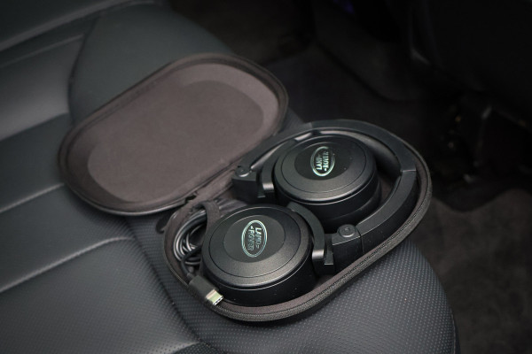 Land Rover Range Rover Sport P510e First Edition | ADAPTIVE CRUISE | STOELVERWARMING & VERKOELING | MASSAGE | CARBON INTERIEUR | 360 CAMERA | SUEDE HEMEL | T