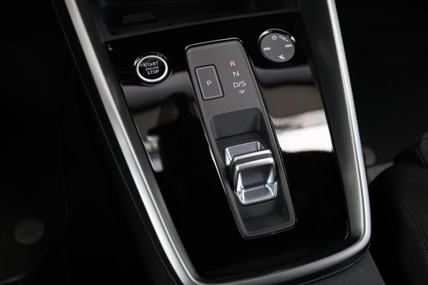 Audi A3 Sportback 35 TFSI S edition S-LINE/LED/VIRTUAL/PANO/HALF LEDER+S.VERWARMING/LMV/CAM/LINE/ACC/ECC/12 MDN GARANTIE!