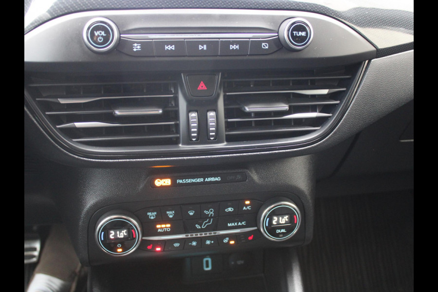 Ford FOCUS Wagon 1.5 EcoBoost ST Line X Business | ELEKTRISCH SCHUIFDAK | TREKHAAK |