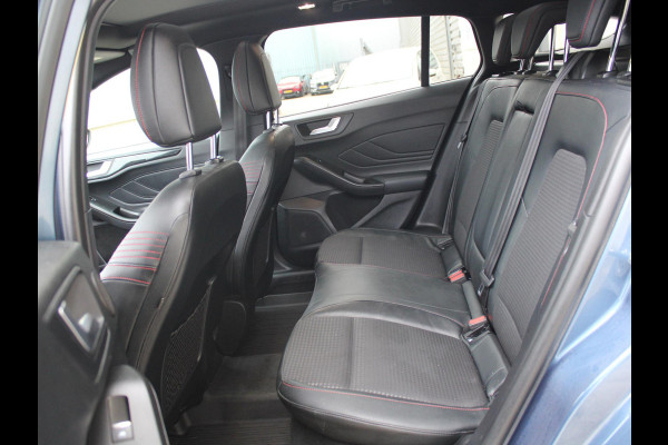 Ford FOCUS Wagon 1.5 EcoBoost ST Line X Business | ELEKTRISCH SCHUIFDAK | TREKHAAK |