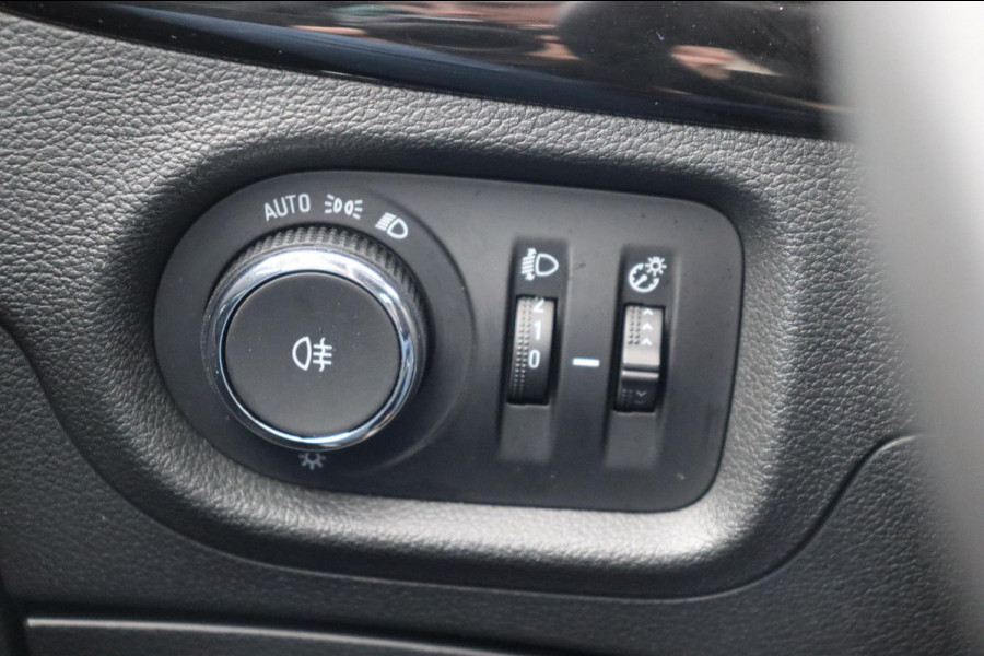 Opel Astra Sports Tourer 1.2 Elegance org.NL camera h.leer/comfort-stoelen