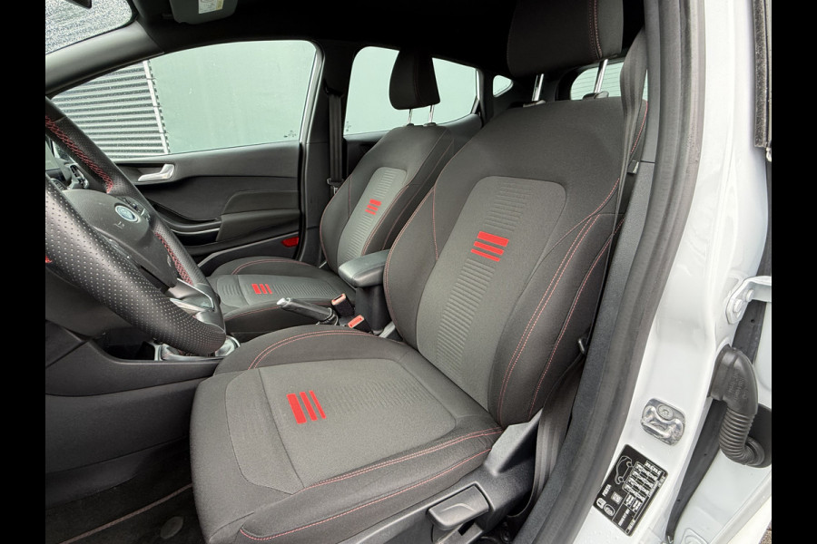 Ford Fiesta BWJ 11-2022 | 1.0T 126PK Hybrid ST-Line | CLIMA | NAVI | SPOILERKIT | CRUISE | SPORTSTOELEN | CARPLAY |