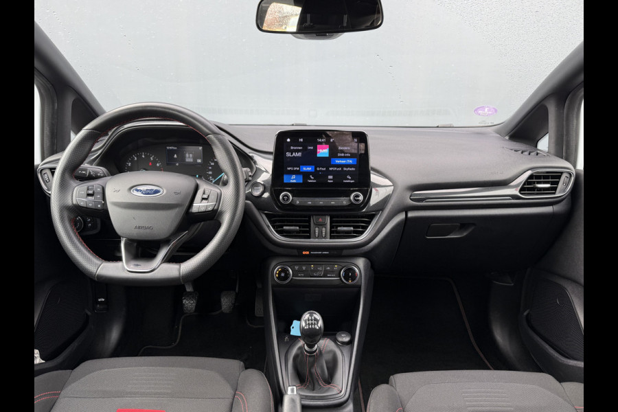 Ford Fiesta BWJ 11-2022 | 1.0T 126PK Hybrid ST-Line | CLIMA | NAVI | SPOILERKIT | CRUISE | SPORTSTOELEN | CARPLAY |