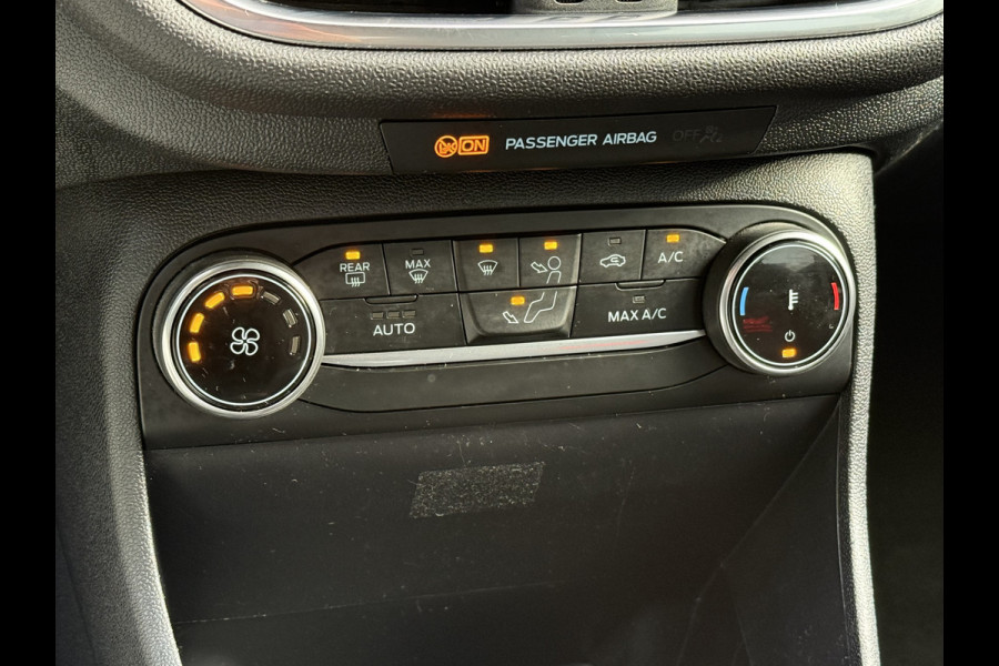 Ford Fiesta BWJ 11-2022 | 1.0T 126PK Hybrid ST-Line | CLIMA | NAVI | SPOILERKIT | CRUISE | SPORTSTOELEN | CARPLAY |