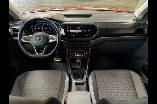 Volkswagen T-Cross 1.0 TSI Style 115pk DSG | Carplay | 18" | Camera | Digitaal cockpit | ACC | Dode hoek | 100% Volkswagen dealer onderhouden!